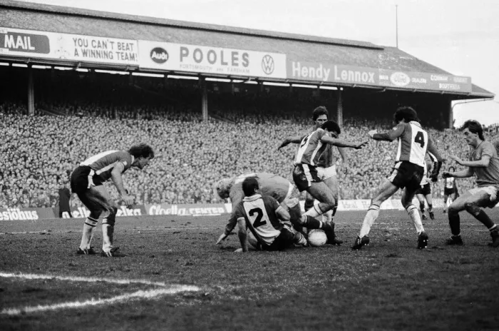 Framed Print : FA Cup 5th round tie. Portsmouth 0 v. Southampton 1. 29th January 1984 Framed Print : FA Cup 5th round tie. Portsmouth 0 v. Southampton 1. 29th January 1984