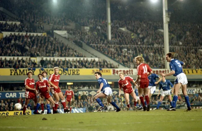 Framed Print : FA Cup Fifth Round replay at Goodison Park. Everton 4 v Liverpool 4 after extra