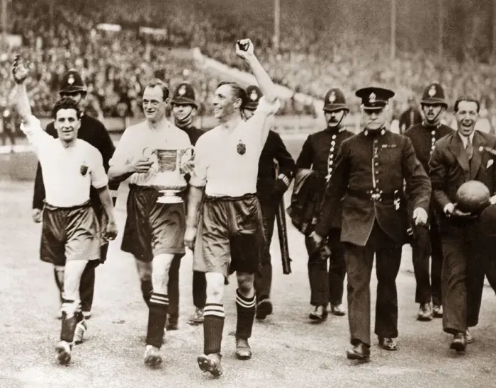 Framed Print : FA Cup Final 1929 Bolton v Portsmouth Billy Butler