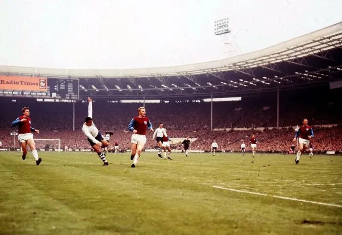 Framed Print : FA Cup Final 1964 West Ham United v. Preston North End. 2nd May 1964