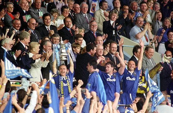 FA Cup Final, Chelsea v Middlesbrough. Chelsea won 2-0. Pictured is Dennis Wise