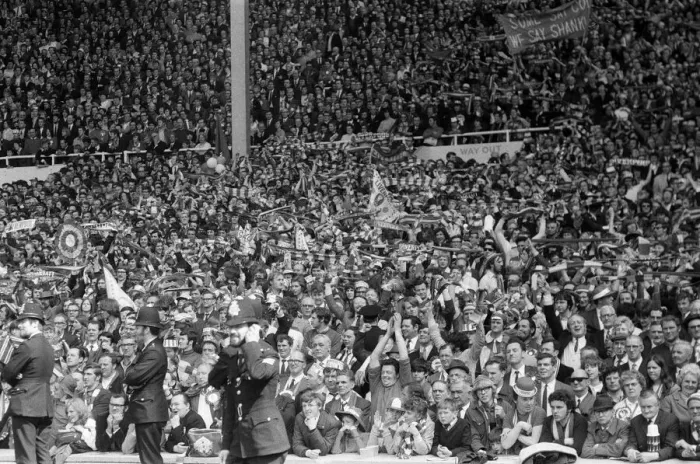 Framed Print : FA Cup Final at Wembley Stadium. Arsenal v Liverpool. Pictured, crowd scenes Framed Print : FA Cup Final at Wembley Stadium. Arsenal v Liverpool. Pictured, crowd scenes
