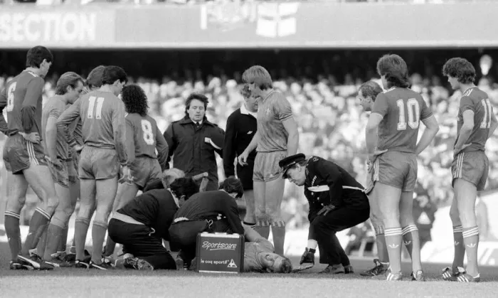 Framed Print : FA Cup Fourth Round. Chelsea 1 v. Liverpool 2. Kerry Dixon of Chelsea on the ground Framed Print : FA Cup Fourth Round. Chelsea 1 v. Liverpool 2. Kerry Dixon of Chelsea on the ground
