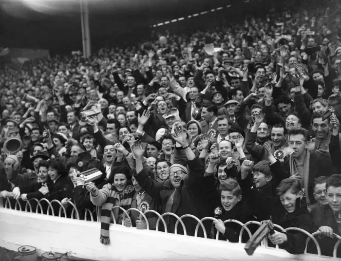 Framed Print : FA Cup semi final. Norwich 1 v. Luton 1 14th March 1959