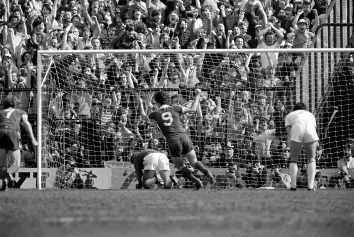 Framed Print : F.A Cup Semi Final - West Ham 1 v. Everton 1. April 1980 LF02-26-049 *** Local Caption Framed Print : F.A Cup Semi Final - West Ham 1 v. Everton 1. April 1980 LF02-26-049 *** Local Caption