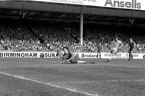 F.A Cup Semi Final - West Ham 1 v. Everton 1. April 1980 LF02-26-083 *** Local Caption