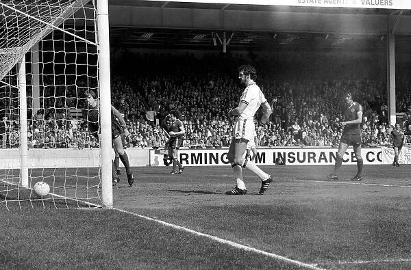 F.A Cup Semi Final - West Ham 1 v. Everton 1. April 1980 LF02-26-046 *** Local Caption