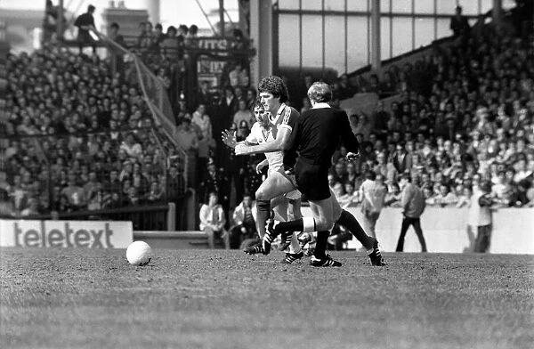 F.A Cup Semi Final - West Ham 1 v. Everton 1. April 1980 LF02-26-043 *** Local Caption