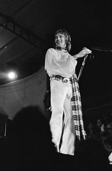 The Faces, featuring Rod Stewart perform at The Reading Festival on Saturday 25th August