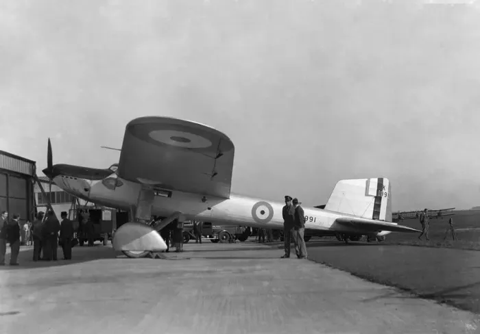 Framed Print : The Fairey Long Rang Monoplane, seen here at RAF Cranwell before Squadron Leader O Framed Print : The Fairey Long Rang Monoplane, seen here at RAF Cranwell before Squadron Leader O