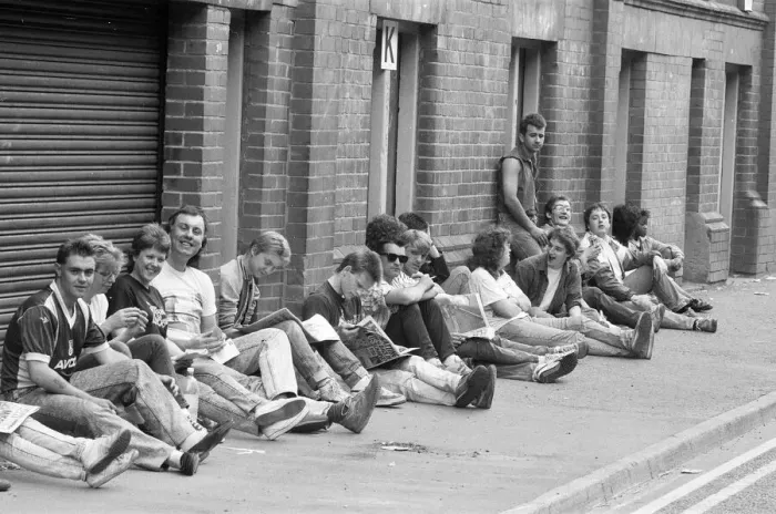 Framed Print : Fans queue outside football ground ahead of Bruce Springsteen Concert at Villa Park Framed Print : Fans queue outside football ground ahead of Bruce Springsteen Concert at Villa Park