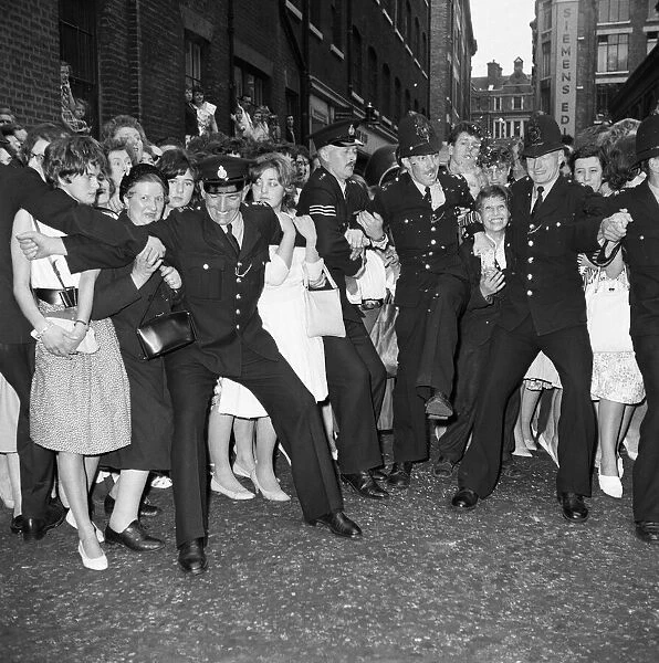 Fans waiting outside the wedding of Tommy Steele and Ann Donoghue at St Patrick
