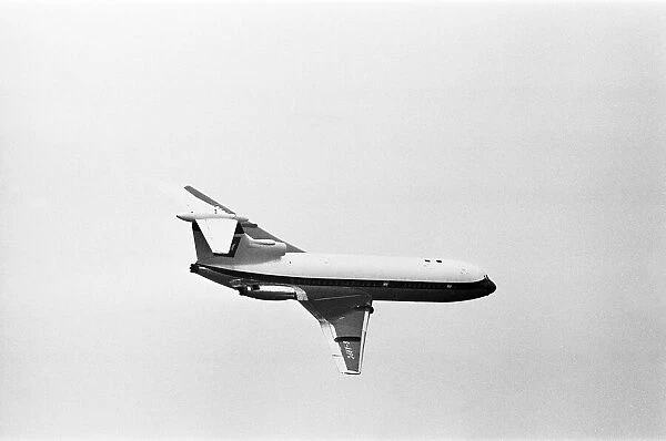 Farnborough air-show Trident 1C in flight. September 1962