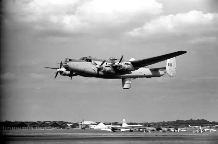 Framed Print : Farnborough Airshow. Avro Shackleton 2. September 1952 C4316a-017 Framed Print : Farnborough Airshow. Avro Shackleton 2. September 1952 C4316a-017
