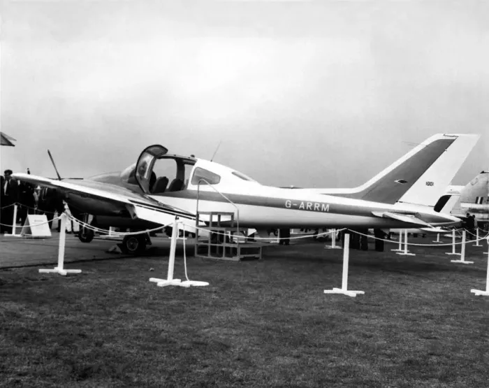 Framed Print : The Farnborough Airshow preview day 1962. The Beagle B206 (Bassett