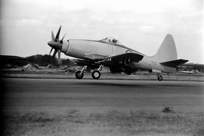 Framed Print : Farnborough Airshow. Westland Wyvern 4. September 1952 C4316a-007 Framed Print : Farnborough Airshow. Westland Wyvern 4. September 1952 C4316a-007