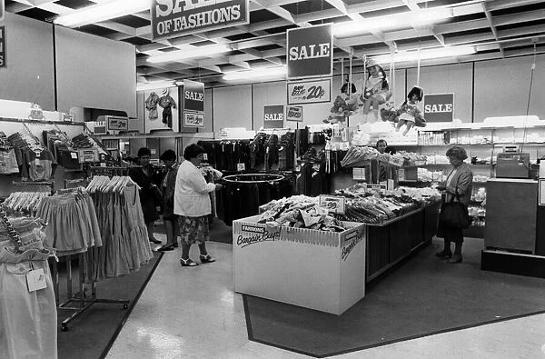 Farnons Department Store, Newcastle, 1st July 1988