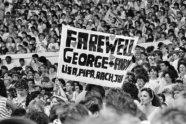 A farwell banner amongst the 1000s of fans attending Wham