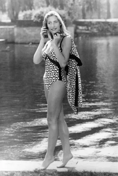 Fashion Vintage Beachwear Fashion 1950s Bathing Suit 1950s