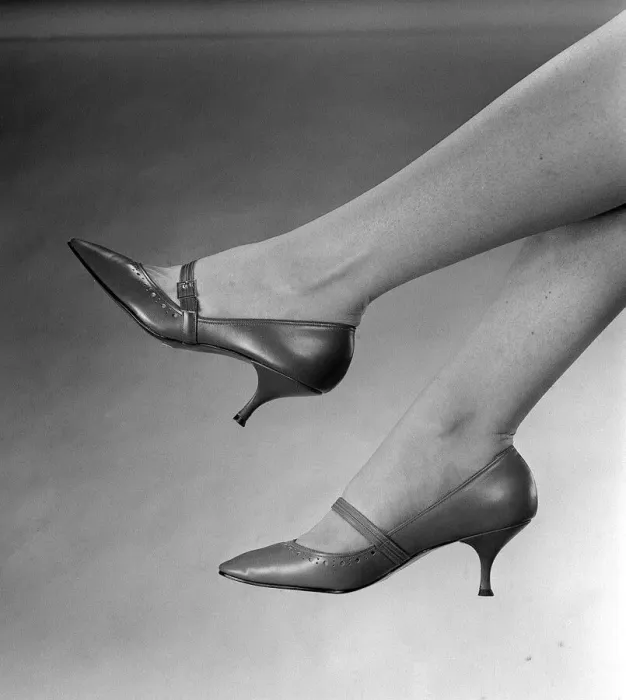 Framed Print : Fashion Shoes January 1962 Framed Print : Fashion Shoes January 1962