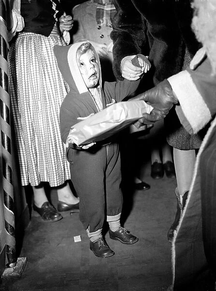 Father Christmas at Selfridges. 9th December 1949