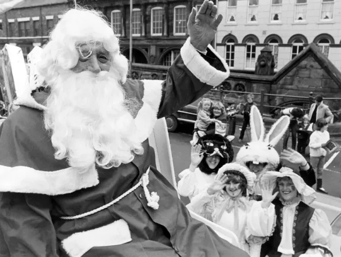 Framed Print : Father Christmas on his sleigh, visiting the streets of Middlesbrough, 14th November 1983 Framed Print : Father Christmas on his sleigh, visiting the streets of Middlesbrough, 14th November 1983