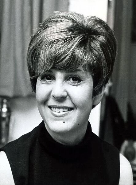 Felicity Green Fashion Editor of the Daily Mirror March 1967 A©Mirrorpix
