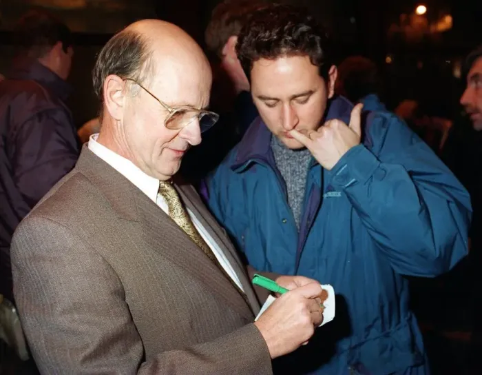 Framed Print : FERGUS McCANN CELTIC DIRECTOR WHO ASSISTED THE CHARITY WORKERS IN FEEDING GLASGOW