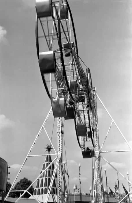 Framed Print : Ferris Wheel at Battesea Pleasure Gardens. June 1952 C3050 Framed Print : Ferris Wheel at Battesea Pleasure Gardens. June 1952 C3050