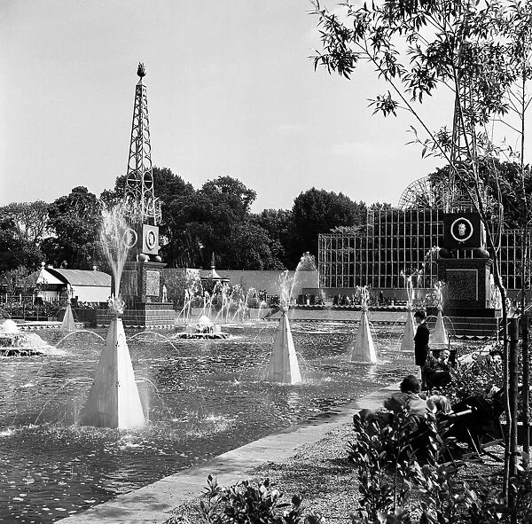 The Festival Gardens in Battersea Park, London. 28th August 1952