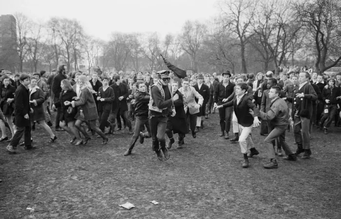 Framed Print : The Festival of Life'meeting arranged by the CND held at Victoria Park in