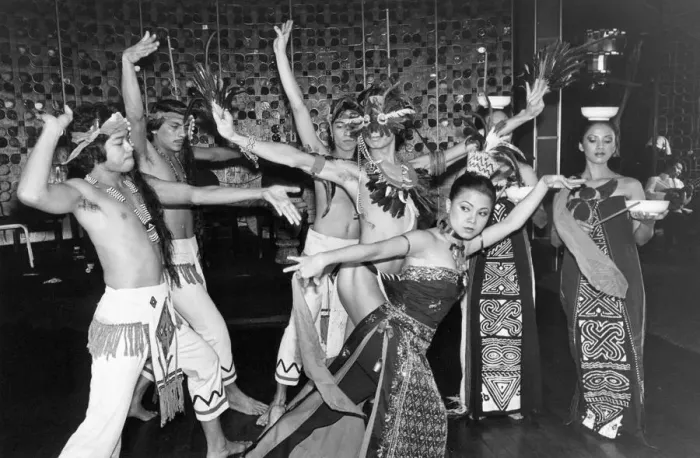Framed Print : The Fiesta Filipina Dance Company at the London Hilton Hotel