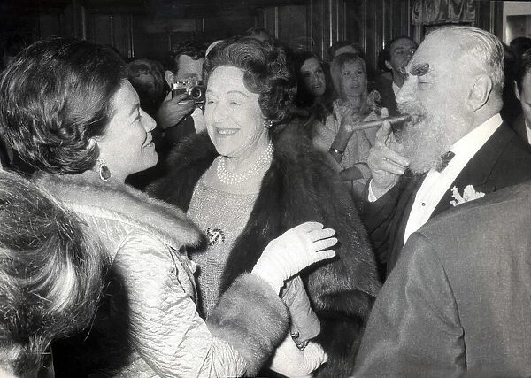FILM PREMIERE OF MODESTY BLAISE DUCHESS OF BEDFORD TALKING WITH MR AND MRS