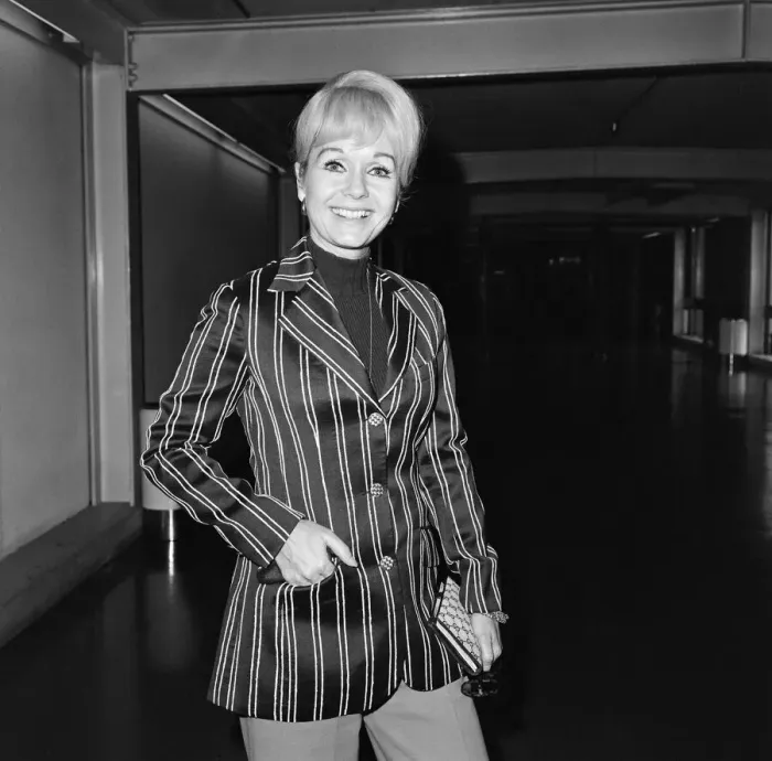 Framed Print : Film star Debbie Reynolds arrives at Heathrow Airport. 23rd July 1974