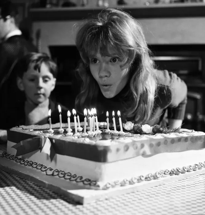Framed Print : Film star Hayley Mills celebrates her 15th birthday at Pinewood Studios where she is Framed Print : Film star Hayley Mills celebrates her 15th birthday at Pinewood Studios where she is