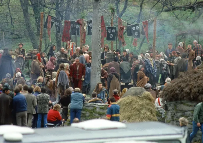 Framed Print : The filming of Highlander film. Circa May 1985 Framed Print : The filming of Highlander film. Circa May 1985