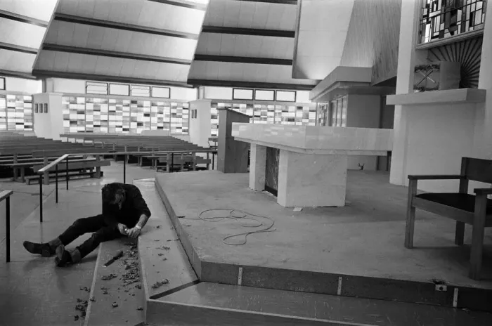 Framed Print : Finishing touches to St Patrick Roman Catholic Church, Deedmore Road, Wood End, Coventry Framed Print : Finishing touches to St Patrick Roman Catholic Church, Deedmore Road, Wood End, Coventry