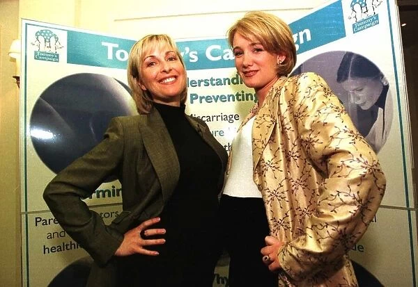 Fiona Phillips TV Presenter March 1999 with Anastasia Cook who compare pregnancy