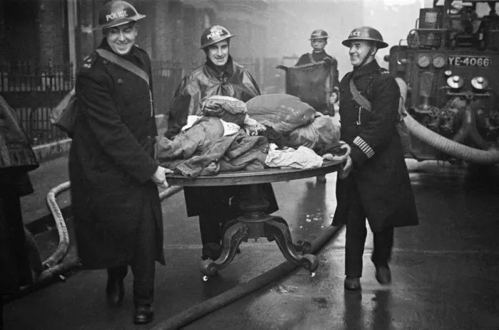 Framed Print : Fire crews, police and ARP wardens help salvage furniture from properties close to Framed Print : Fire crews, police and ARP wardens help salvage furniture from properties close to