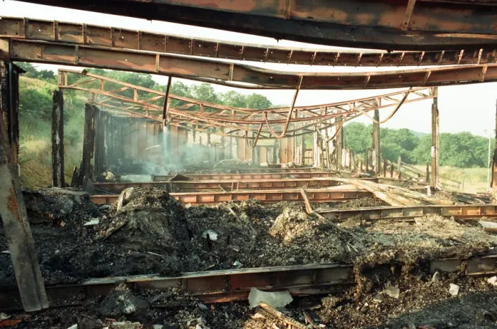 Framed Print : A fire totally gutted the Eston Ski Village building. 22nd August 1996 Framed Print : A fire totally gutted the Eston Ski Village building. 22nd August 1996