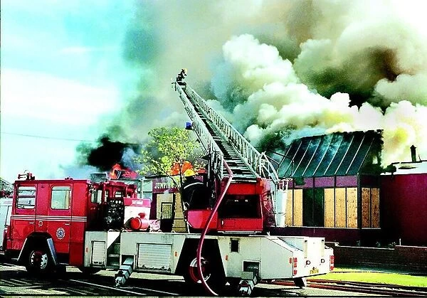 Firefighters tackle the blaze at Jumping Jacks pub in Hebburn, Gateshead