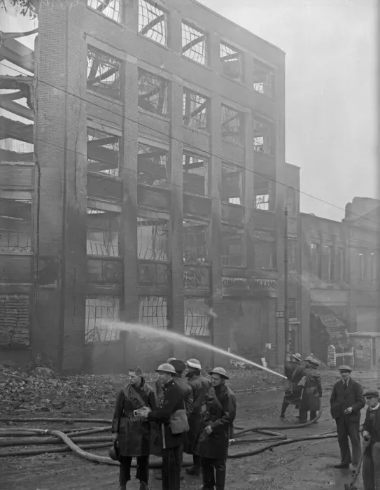 Framed Print : Firemen dampening down the Chamberlain, Kind and Jones factory, Holl0way Head Framed Print : Firemen dampening down the Chamberlain, Kind and Jones factory, Holl0way Head
