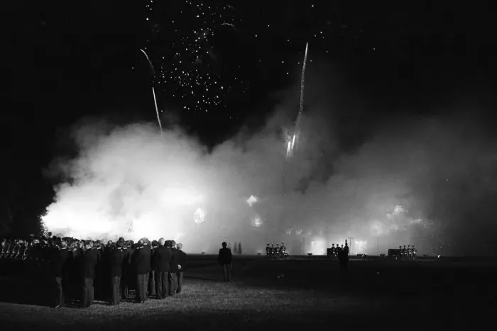 Framed Print : The firework show watched by half a million people in Londons Hyde Park Framed Print : The firework show watched by half a million people in Londons Hyde Park