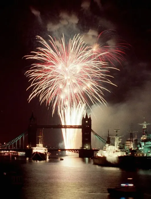 Framed Print : Fireworks Display over Tower Bridge, London during celebrations to mark the 90th Framed Print : Fireworks Display over Tower Bridge, London during celebrations to mark the 90th