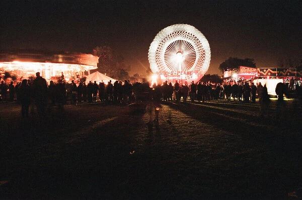 Fireworks, Kings Meadow park, Reading, Berkshire, 4th November 1995