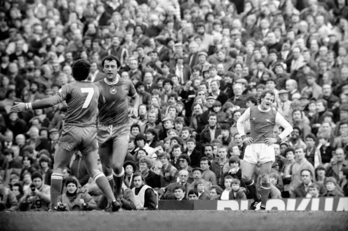 Framed Print : First Division Football. Arsenal 0 v. Swansea 2. February 1982 LF08-18-043 Framed Print : First Division Football. Arsenal 0 v. Swansea 2. February 1982 LF08-18-043