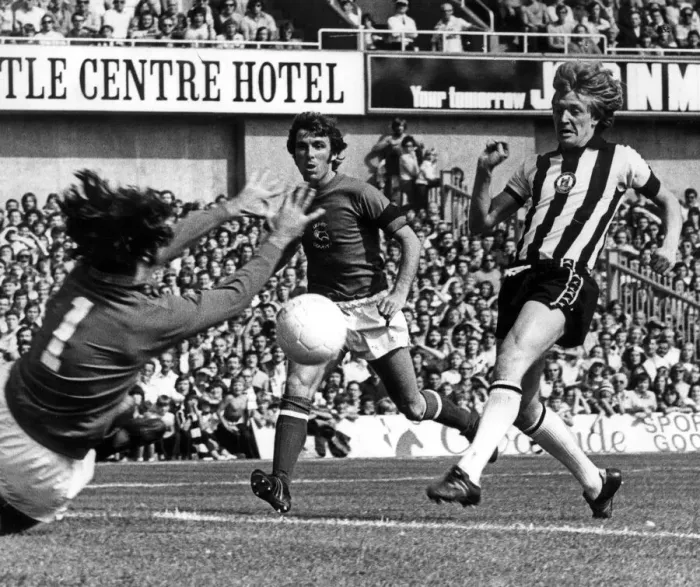 Framed Print : First goal of the season, Ray Hudson, one of Newcastle Uniteds bright young stars
