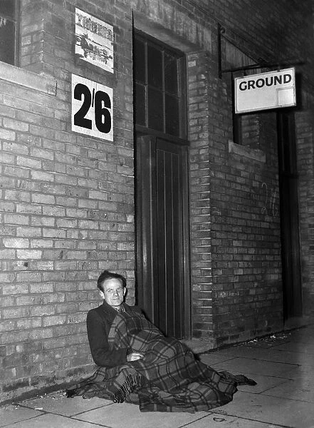 First in queue for Arsenal v. Chelsea semi-final cup replay at White Hart Lane
