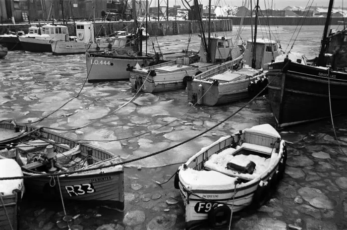 Framed Print : Fishing boats frozen in Whitstable Harbour, Kent. 20th January 1966 Framed Print : Fishing boats frozen in Whitstable Harbour, Kent. 20th January 1966