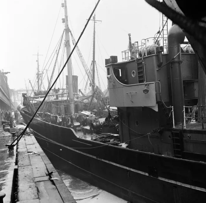 Framed Print : Fishing feature in Grimsby, Lincolnshire. 12th April 1961 Framed Print : Fishing feature in Grimsby, Lincolnshire. 12th April 1961